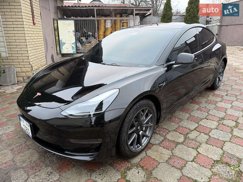 Седан Tesla Model 3 2018 в Харькове