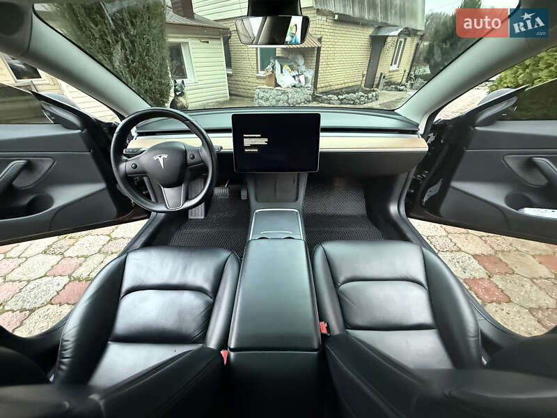 Седан Tesla Model 3 2018 в Харькове