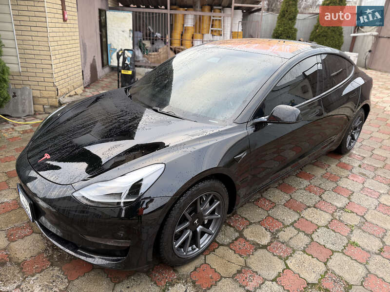 Седан Tesla Model 3 2018 в Харькове