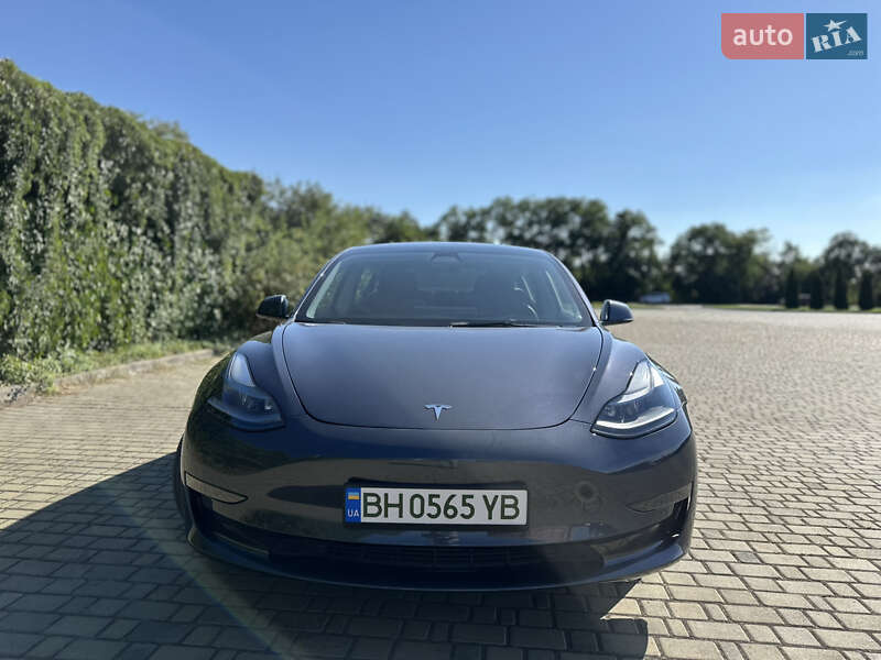 Седан Tesla Model 3 2022 в Одесі
