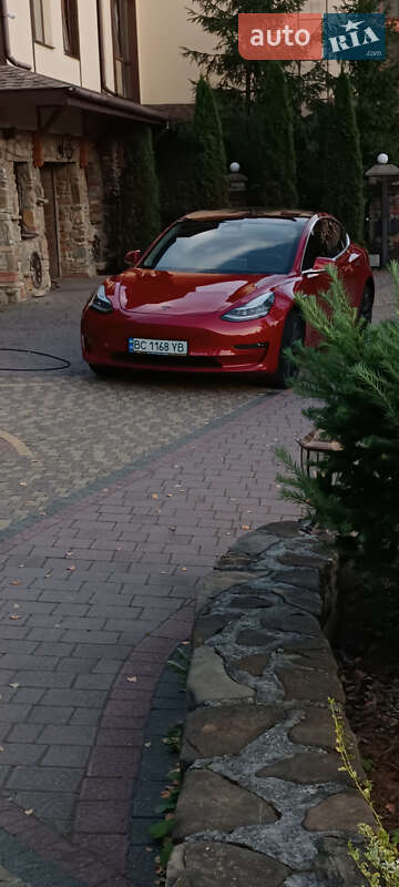 Седан Tesla Model 3 2018 в Трускавці фото 73 Седан Tesla Model 3 2018 в Трускавці