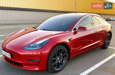 Седан Tesla Model 3 2019 в Києві