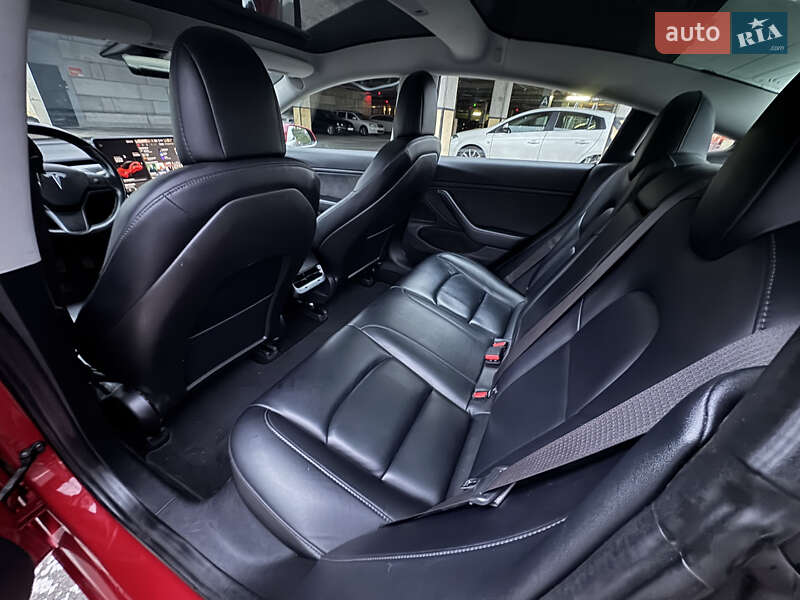 Седан Tesla Model 3 2018 в Києві фото 10 Седан Tesla Model 3 2018 в Києві