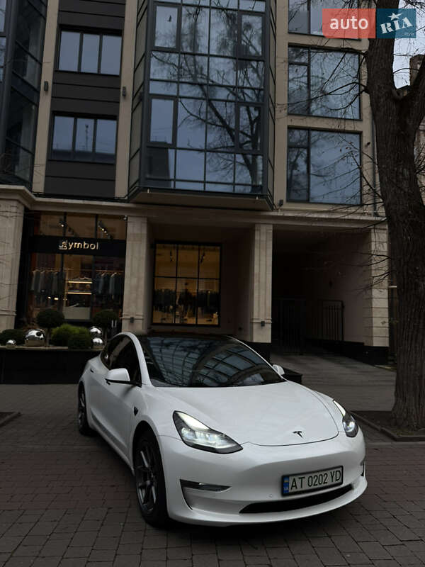 Седан Tesla Model 3 2021 в Івано-Франківську фото 15 Седан Tesla Model 3 2021 в Івано-Франківську