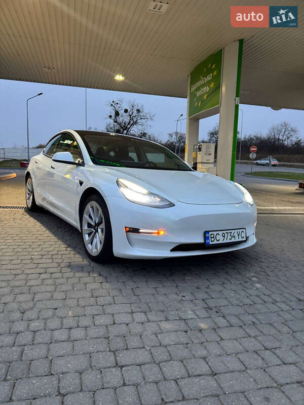 Седан Tesla Model 3 2021 в Львове фото 8 Седан Tesla Model 3 2021 в Львове