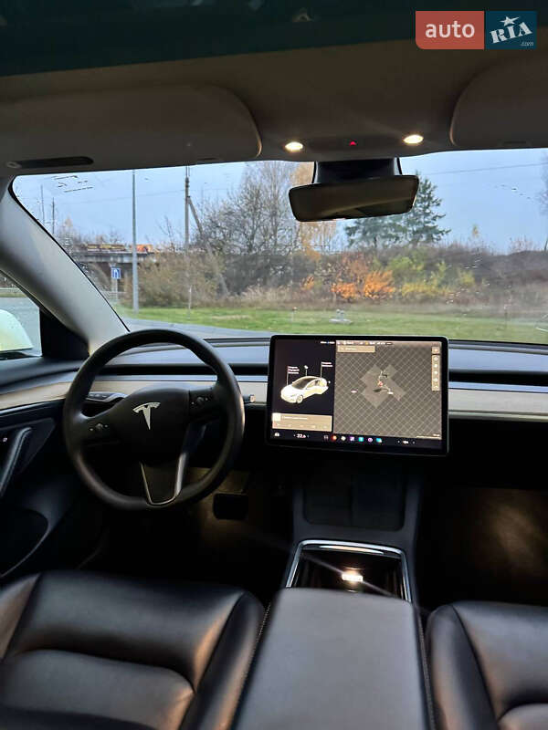 Седан Tesla Model 3 2021 в Львове фото 16 Седан Tesla Model 3 2021 в Львове