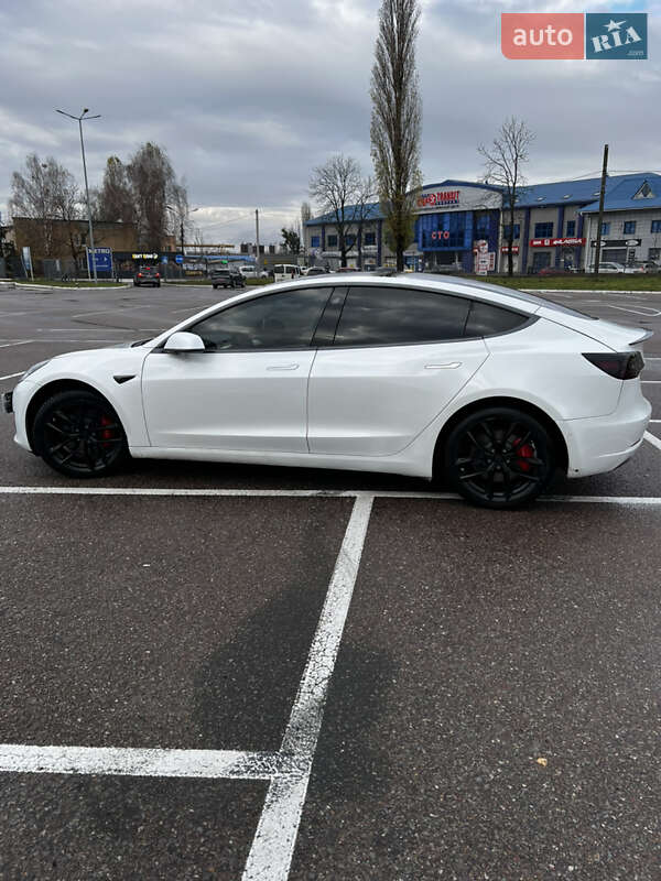 Седан Tesla Model 3 2019 в Житомирі