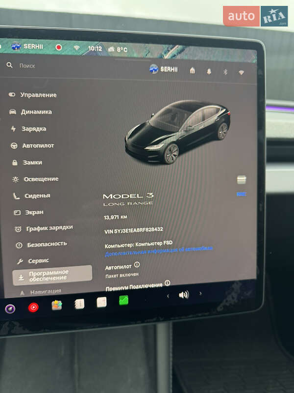Седан Tesla Model 3 2024 в Буске
