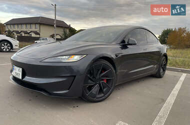Седан Tesla Model 3 2024 в Києві