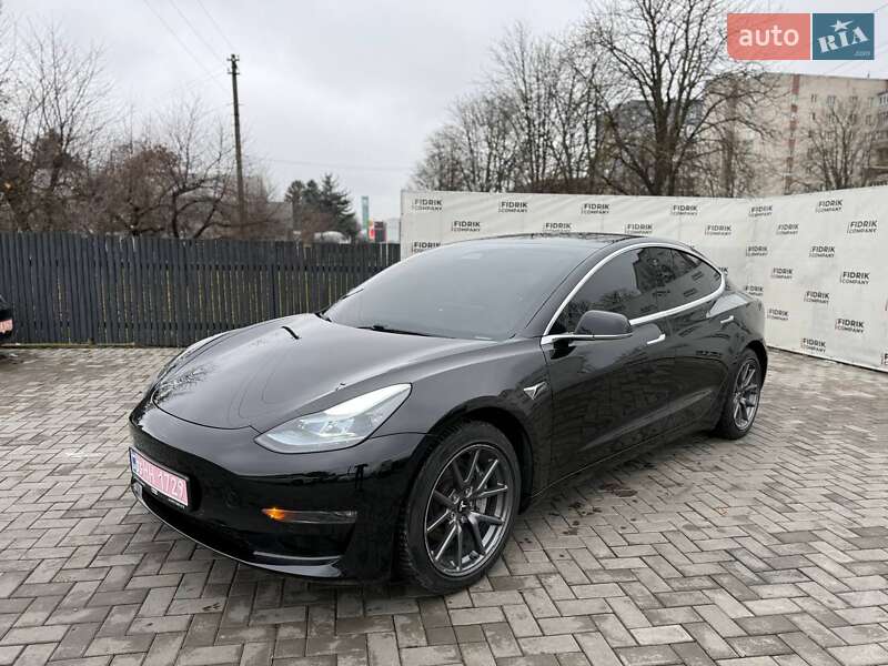 Седан Tesla Model 3 2019 в Луцке фото 3 Седан Tesla Model 3 2019 в Луцке