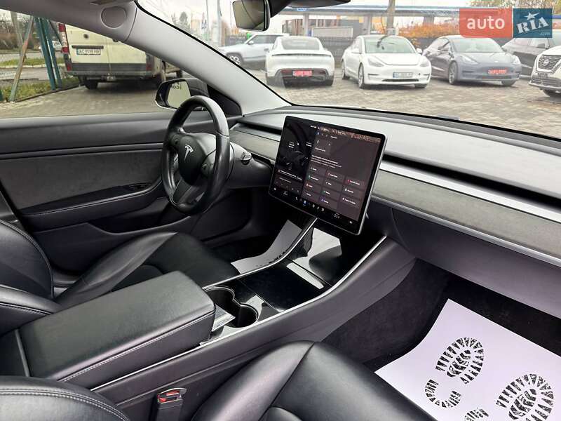 Седан Tesla Model 3 2019 в Луцке фото 11 Седан Tesla Model 3 2019 в Луцке