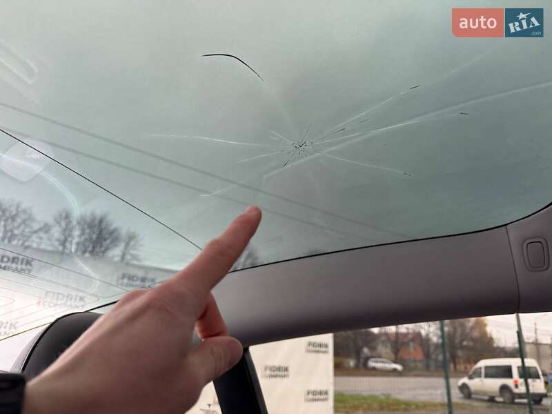 Седан Tesla Model 3 2019 в Луцке фото 15 Седан Tesla Model 3 2019 в Луцке