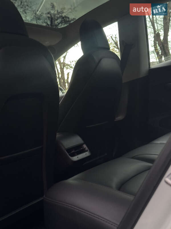 Седан Tesla Model 3 2020 в Одессе фото 9 Седан Tesla Model 3 2020 в Одессе
