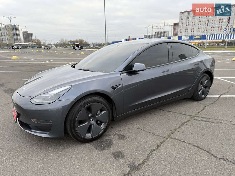 Седан Tesla Model 3 2022 в Киеве фото 5 Седан Tesla Model 3 2022 в Киеве