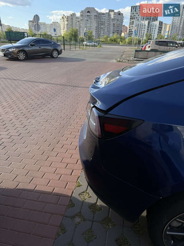 Седан Tesla Model 3 2019 в Киеве фото 20 Седан Tesla Model 3 2019 в Киеве