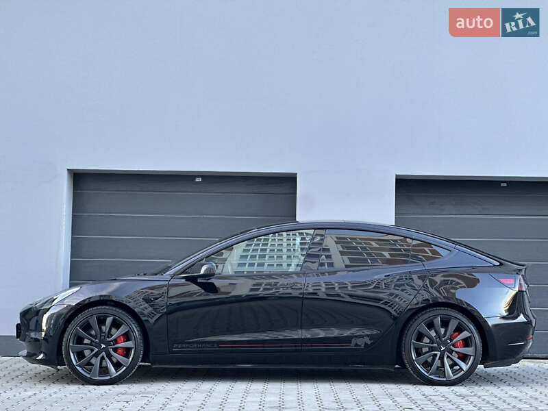 Седан Tesla Model 3 2019 в Тернополі