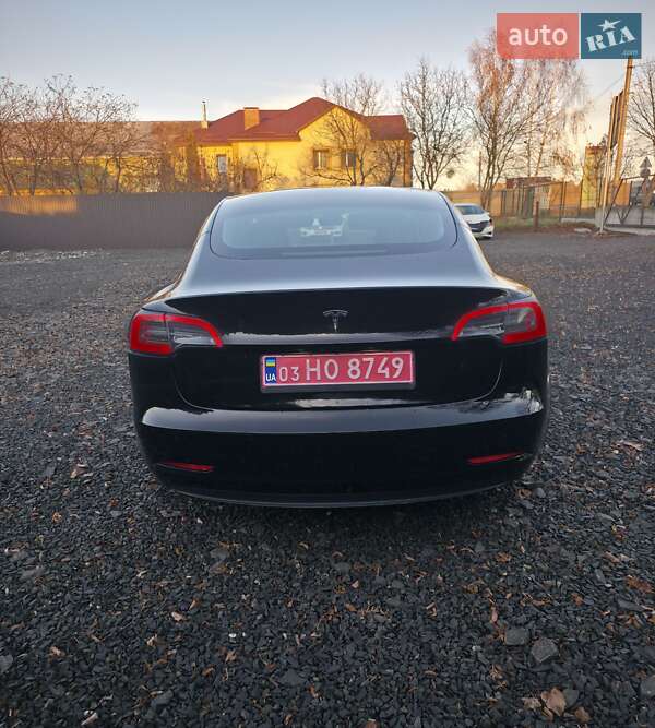 Седан Tesla Model 3 2019 в Луцьку фото 4 Седан Tesla Model 3 2019 в Луцьку