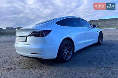 Седан Tesla Model 3 2020 в Одессе