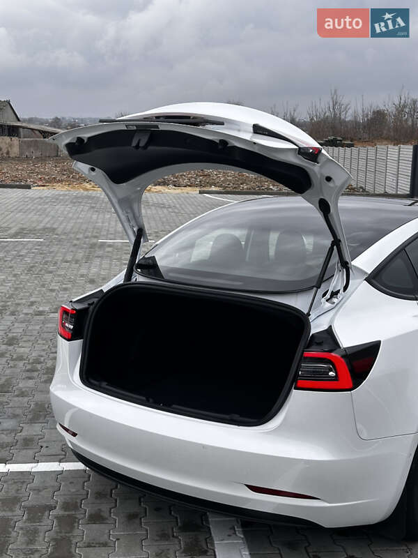 Седан Tesla Model 3 2021 в Дубно фото 9 Седан Tesla Model 3 2021 в Дубно
