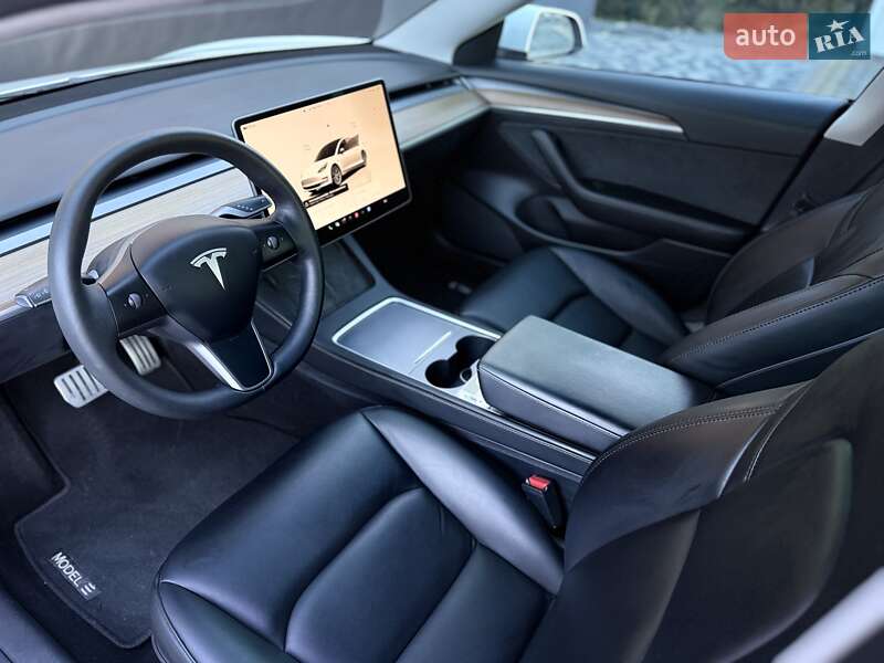 Седан Tesla Model 3 2023 в Львові фото 56 Седан Tesla Model 3 2023 в Львові