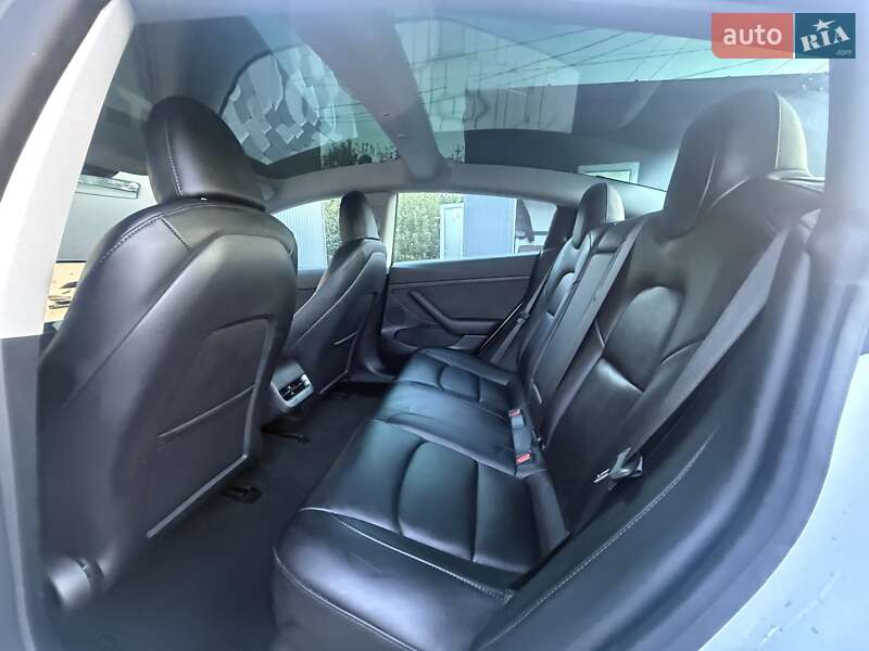 Седан Tesla Model 3 2023 в Львові фото 60 Седан Tesla Model 3 2023 в Львові