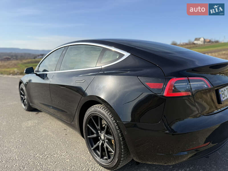 Седан Tesla Model 3 2019 в Дрогобыче фото 6 Седан Tesla Model 3 2019 в Дрогобыче