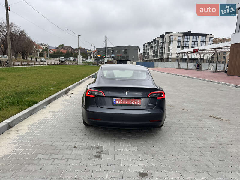 Седан Tesla Model 3 2022 в Рівному фото 4 Седан Tesla Model 3 2022 в Рівному