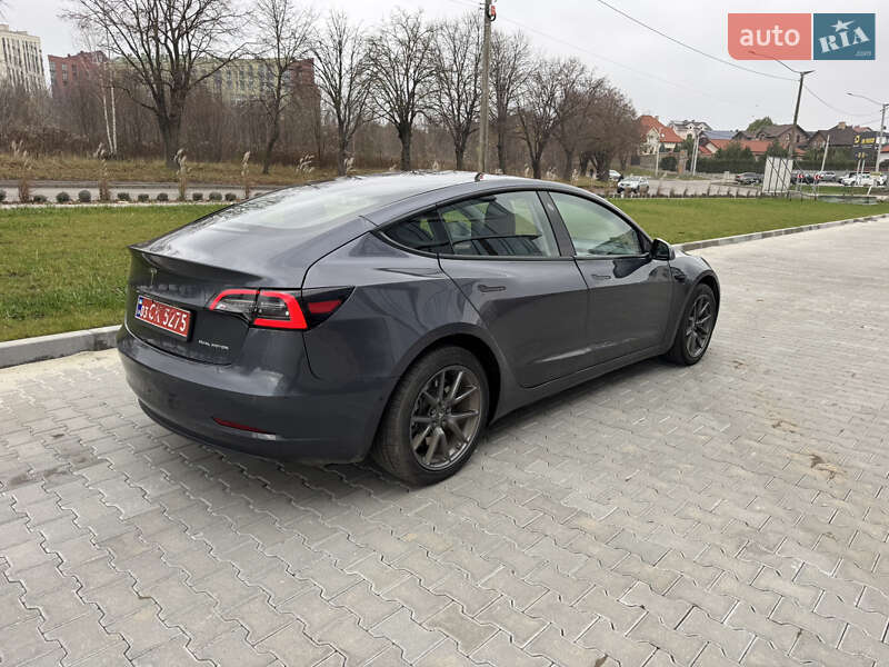 Седан Tesla Model 3 2022 в Рівному фото 10 Седан Tesla Model 3 2022 в Рівному