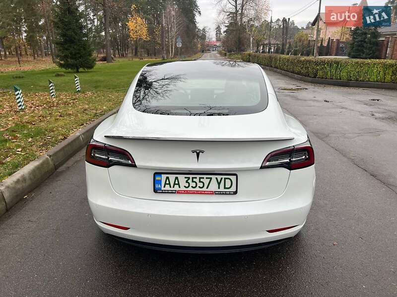 Седан Tesla Model 3 2021 в Киеве фото 8 Седан Tesla Model 3 2021 в Киеве