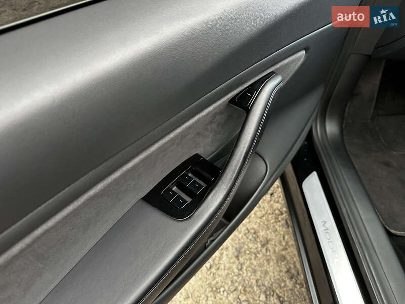 Седан Tesla Model 3 2018 в Луцьку фото 16 Седан Tesla Model 3 2018 в Луцьку