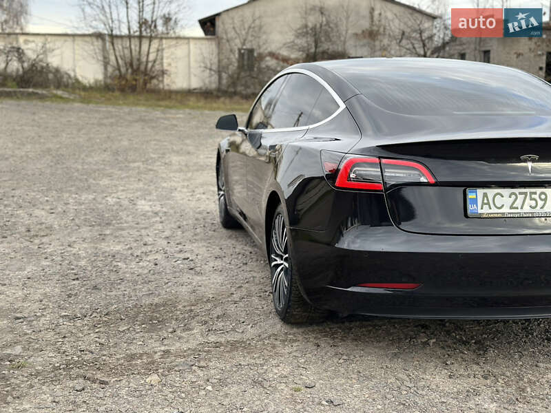 Седан Tesla Model 3 2018 в Луцьку фото 11 Седан Tesla Model 3 2018 в Луцьку