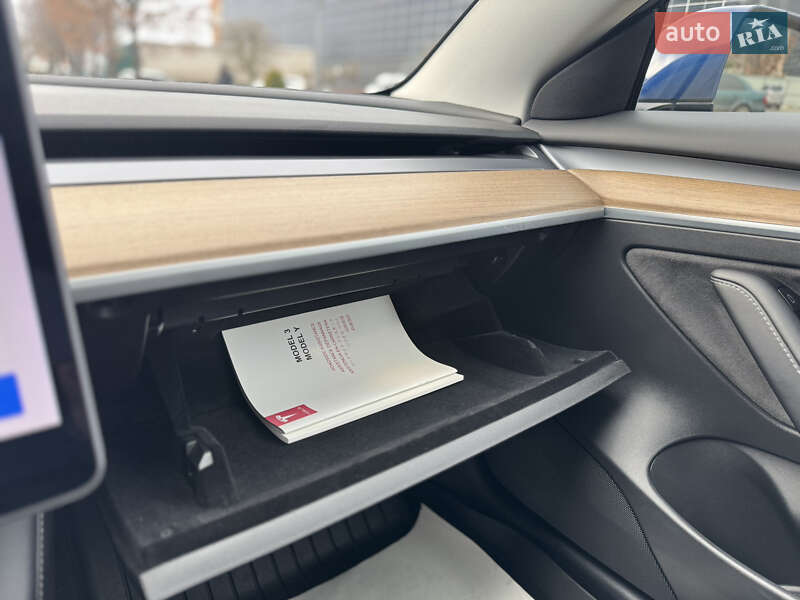 Седан Tesla Model 3 2021 в Луцке фото 25 Седан Tesla Model 3 2021 в Луцке
