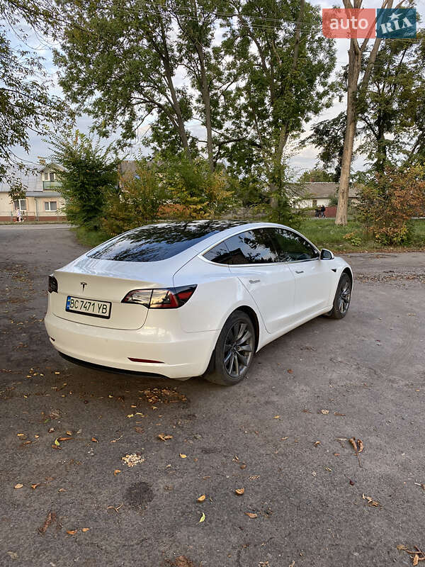 Седан Tesla Model 3 2019 в Кам'янці-Бузькій фото 5 Седан Tesla Model 3 2019 в Кам'янці-Бузькій