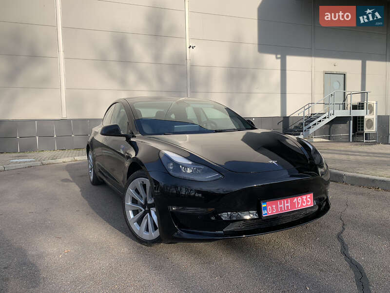 Седан Tesla Model 3 2022 в Киеве фото 2 Седан Tesla Model 3 2022 в Киеве