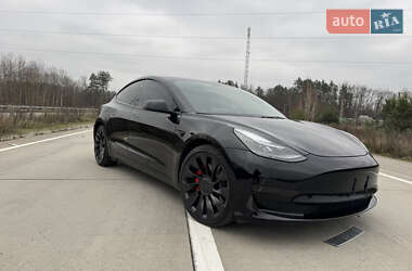 Седан Tesla Model 3 2023 в Житомире