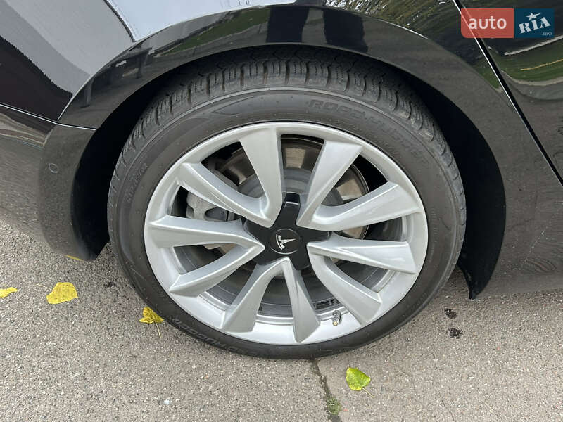 Седан Tesla Model 3 2020 в Києві фото 20 Седан Tesla Model 3 2020 в Києві