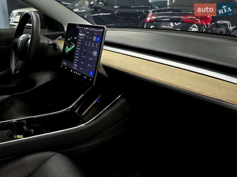 Седан Tesla Model 3 2020 в Николаеве фото 21 Седан Tesla Model 3 2020 в Николаеве