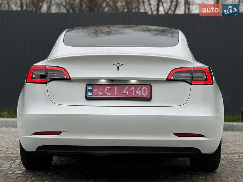 Седан Tesla Model 3 2023 в Львове фото 24 Седан Tesla Model 3 2023 в Львове