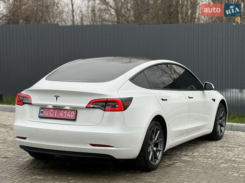 Седан Tesla Model 3 2023 в Львове фото 26 Седан Tesla Model 3 2023 в Львове