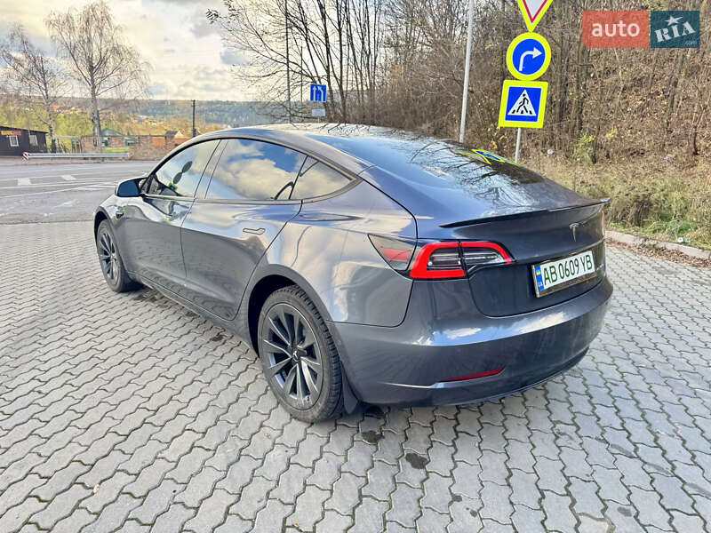 Седан Tesla Model 3 2021 в Могилев-Подольске