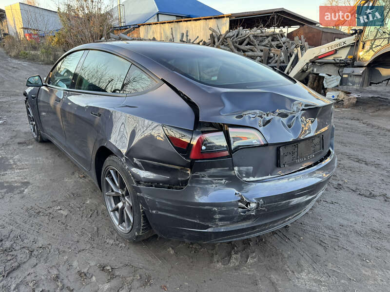 Седан Tesla Model 3 2022 в Луцьку фото 3 Седан Tesla Model 3 2022 в Луцьку