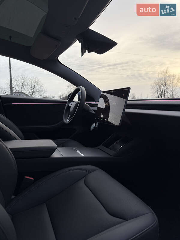 Седан Tesla Model 3 2024 в Киеве фото 39 Седан Tesla Model 3 2024 в Киеве