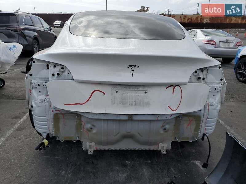 Седан Tesla Model 3 2023 в Львові фото 6 Седан Tesla Model 3 2023 в Львові