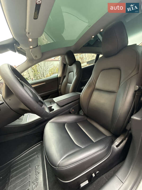 Седан Tesla Model 3 2021 в Ужгороде фото 15 Седан Tesla Model 3 2021 в Ужгороде