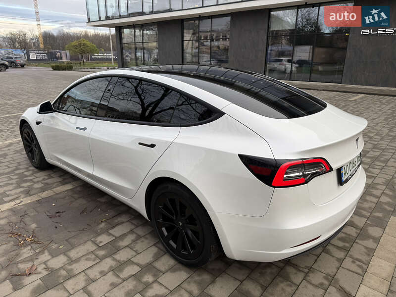 Седан Tesla Model 3 2021 в Ужгороде фото 39 Седан Tesla Model 3 2021 в Ужгороде