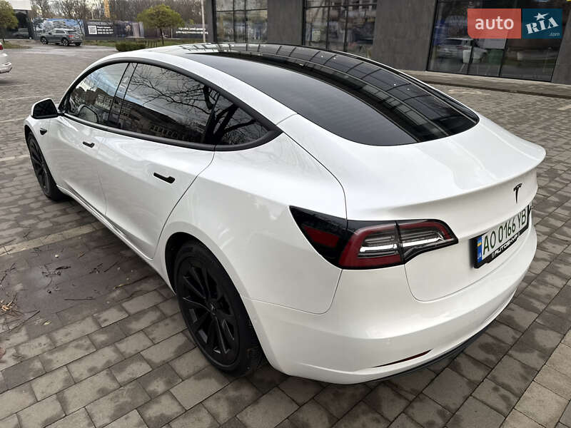 Седан Tesla Model 3 2021 в Ужгороде фото 55 Седан Tesla Model 3 2021 в Ужгороде