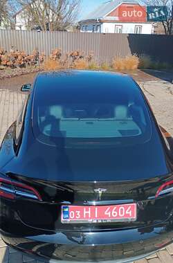Седан Tesla Model 3 2020 в Луцке