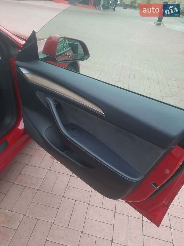 Седан Tesla Model 3 2022 в Рівному фото 22 Седан Tesla Model 3 2022 в Рівному