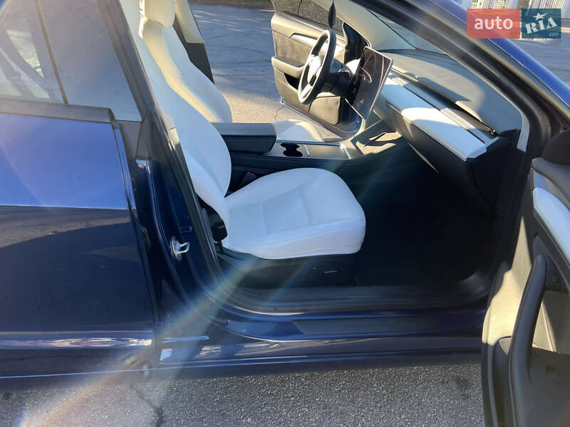 Седан Tesla Model 3 2022 в Ужгороде фото 18 Седан Tesla Model 3 2022 в Ужгороде