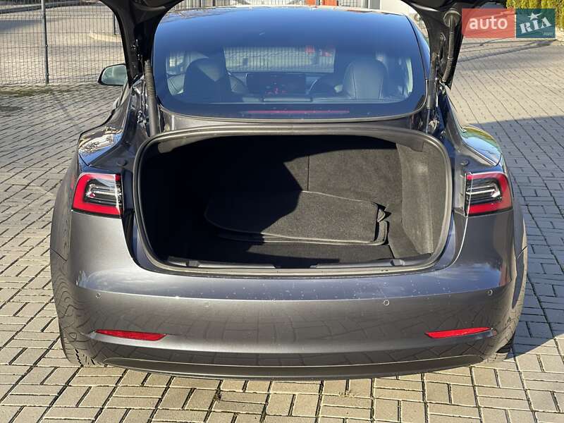 Седан Tesla Model 3 2022 в Львове фото 20 Седан Tesla Model 3 2022 в Львове
